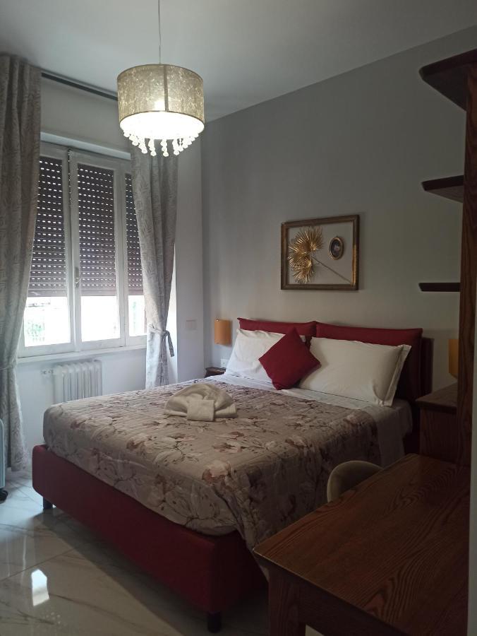 B&B Suite And Rooms San Giovanni Roma Exterior foto